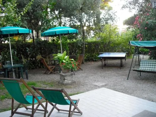 Garden - Image 1