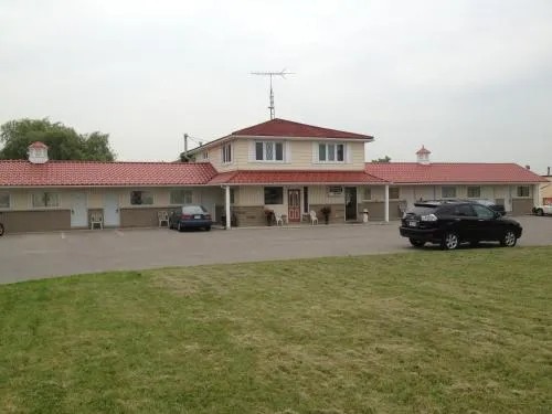 Bolton Inn - Image 1