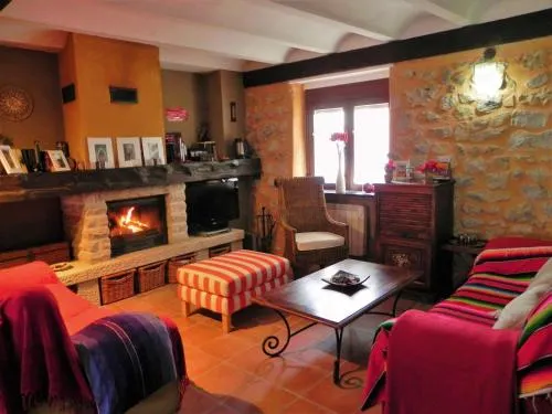 Casa Rural La Parra - Image 1