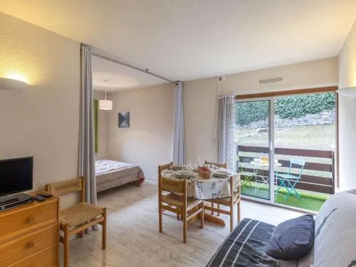 Apartment Mamelon Vert 10 - Image 1