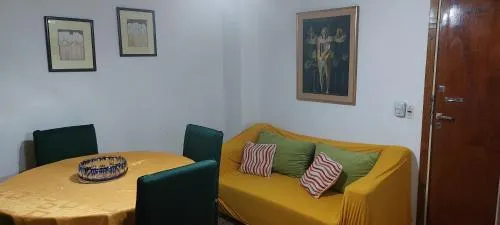 Manilo House - Image 1