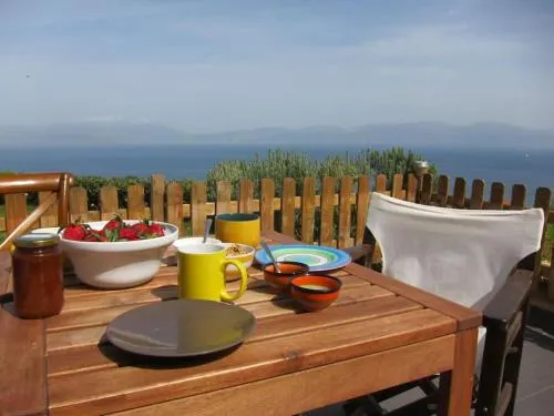 Villa with spectacular view - Image 1