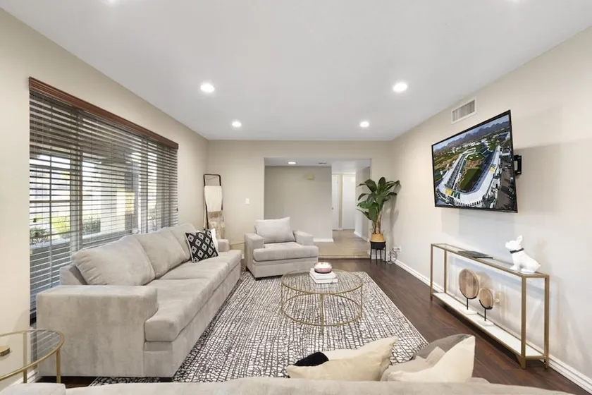 Entertainers Dream! 4 Bdrm / HTD Pool/ Games! - Image 1