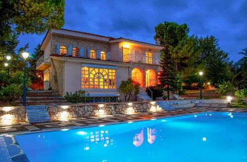 Eden Garden 3br Villa with Pool by Jj Hospitality - Image 1