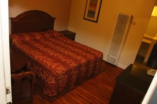 Holiday Motel - Santa Maria - Image 1