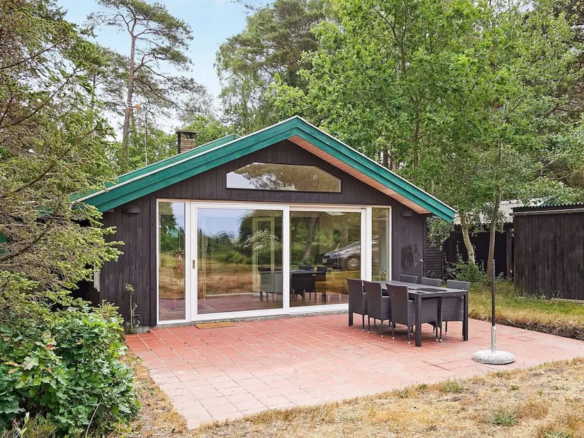 4 Person Holiday Home in Nexo - Image 1
