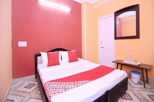 Cheerful & delight stay in Shimla - Image 1