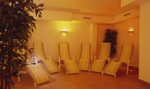 Joe's Aparthotel - Image 1