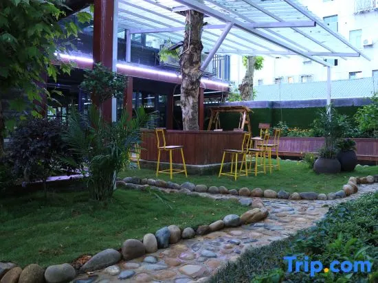 Mugen Town Residence - Image 1