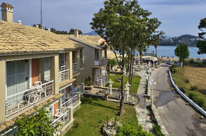 Molfetta Beach Hotel - Image 1