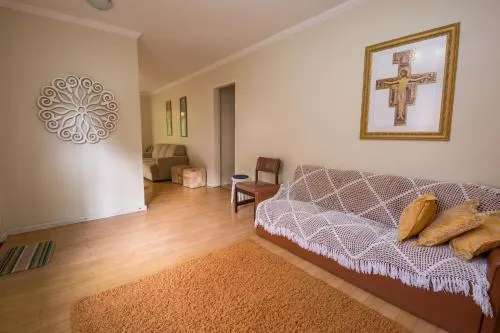 Casa Rua Padre Carmene - Image 1