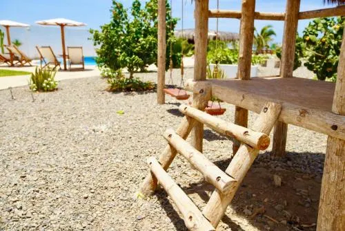 Hotel Los Vientos De Vichayito - Image 1