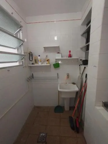 Apartamento Praia do Embare Santos - Image 1