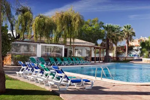 Luz Ocean Club Apartments - Image 1