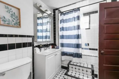 Private Pool and Renovated Home - Image 1