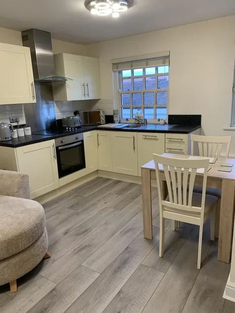 2 Bedroom duplex apartment - Image 1