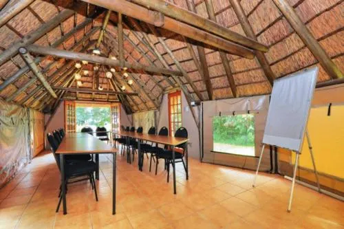 Amakoekoe Guest Lodge - Image 1