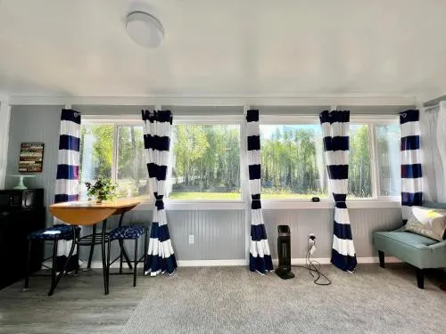 Sunshine Cottage - Image 1
