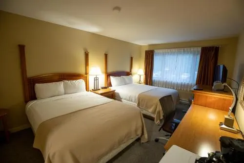 Northway Motor Inn - Image 1