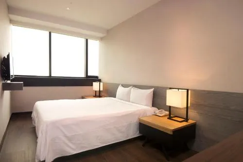 Asia Emperor Hotel - Image 1