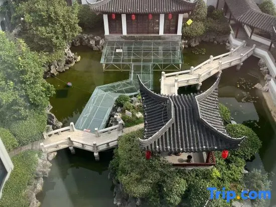SuiningShuiyueHotel - Image 1