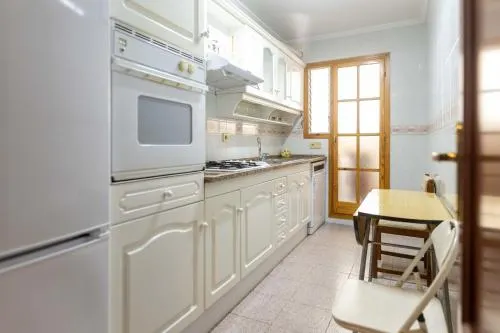 Suitur apartament familiar con piscina calafell - Image 1