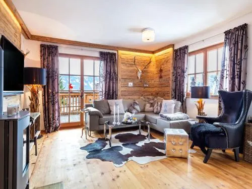 Panorama Chalet 8 - Image 1