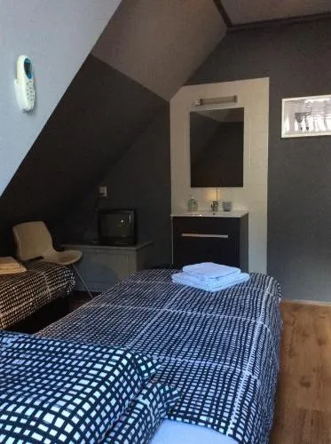 Hotel den Berg - Image 1