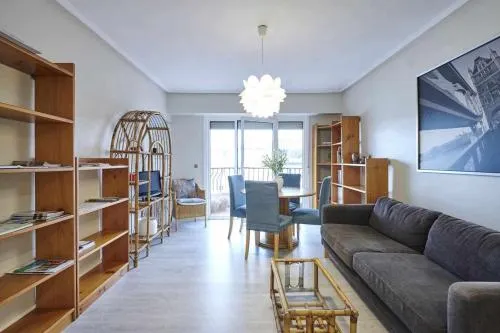 Apartamento Marina de Pasaia - Image 1