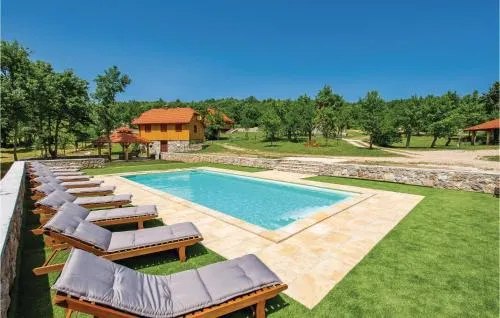 Beautiful Home In Perusic With Wifi - Image 1