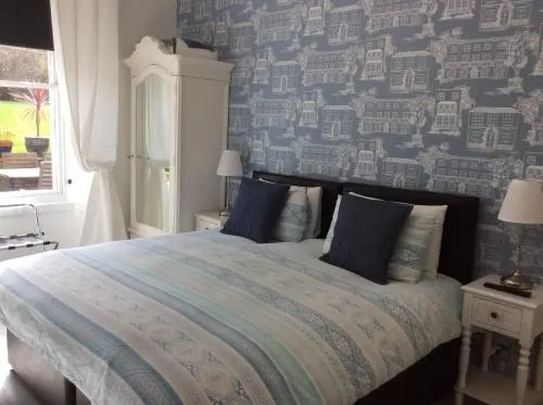 Ramsay's Bed & Breakfast - Image 1