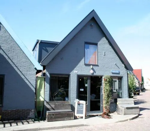 Het Huis van de Wadden - Image 1