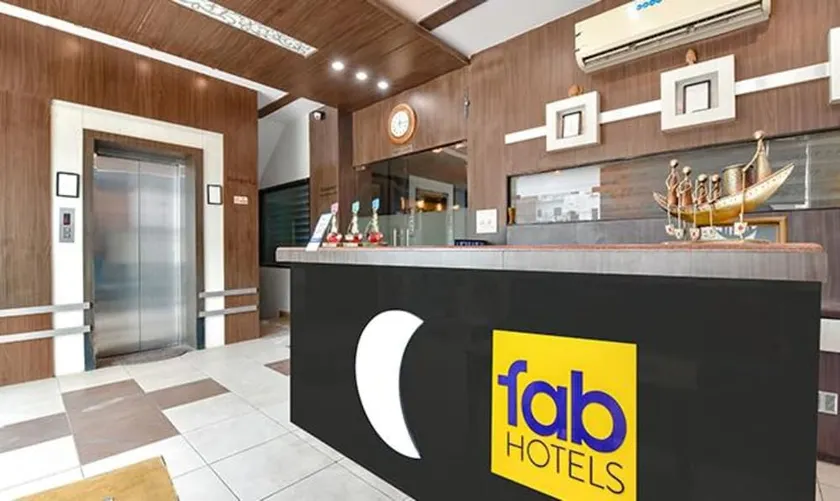 Hotel The Bellefin by OYO Rooms - Image 1