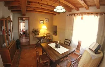 Casa Rural La Pavona - Image 1