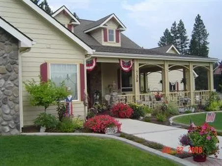 Aspen Meadows Bed & Breakfast - Image 1