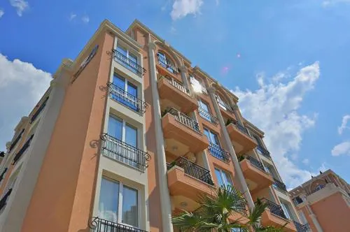 Boutique Suites Rainbow 4 - Image 1