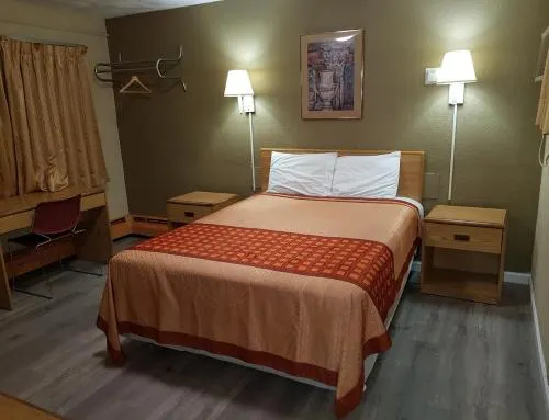 Happy Journey Motel - Image 1