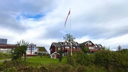 Bjørnefjorden Gjestetun - Image 1