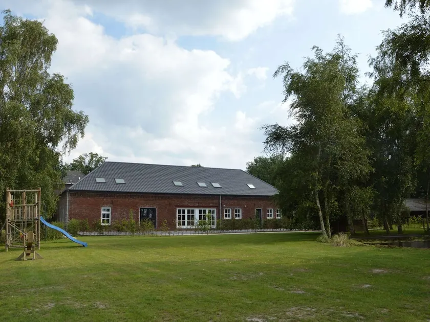 Swolgen Estate with Sauna - Image 1
