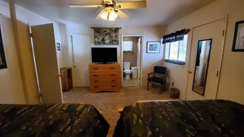 Reverse Creek Lodge - Image 1
