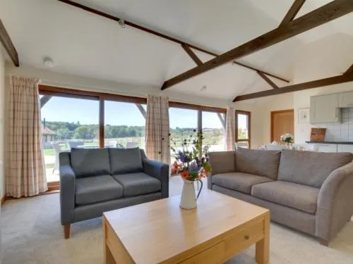 Holiday Home Daisy Farm - Image 1