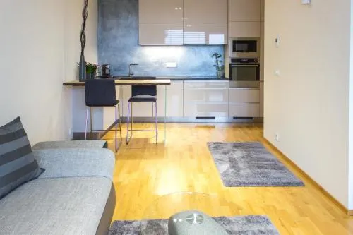 Campus Apartment - Image 1