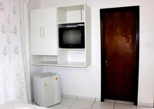 Hotel Vinte - Image 1