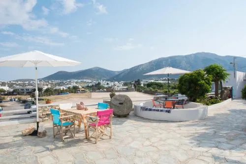 Aphrodite Holiday Home - Image 1