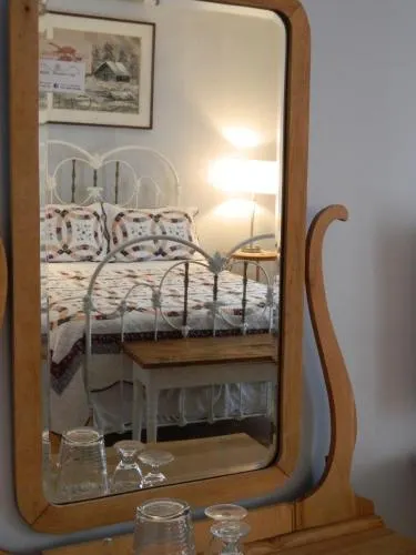 Maplegrove Inn - Image 1