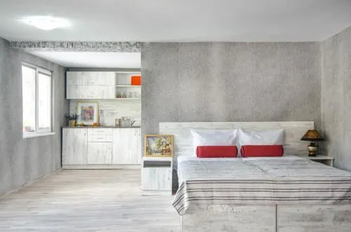 Bistra Guest Rooms - Image 1