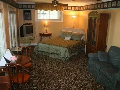 Last Resort B&B Inn - Image 1