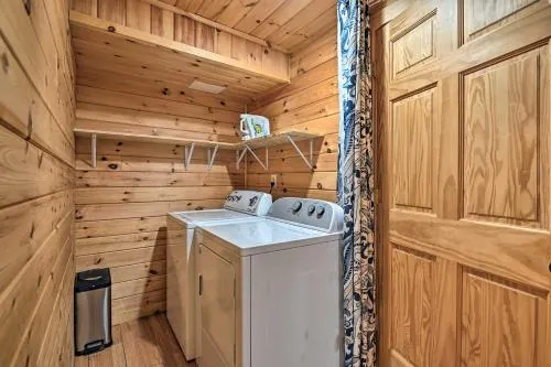Adirondack And Lake George Cabin with Hot Tub - Image 1