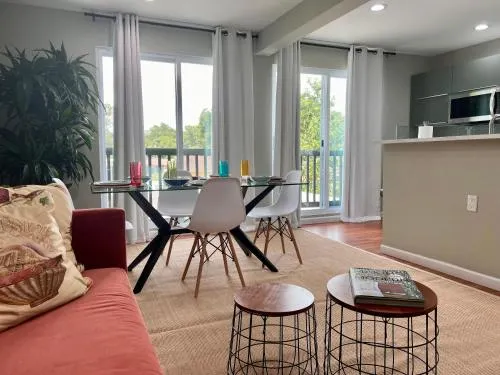 Private & Luxurious Apartment - Image 1