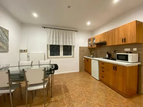 Vanessa apartments - Image 1